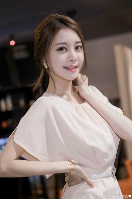《夺墨点星》小说：我养大的CC怎么了？令人震惊的父女<strong>浮花浪蕊</strong>纠葛！
