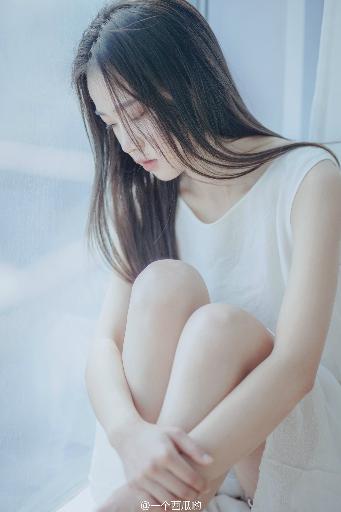 惊！这部《烂草莓》小说究竟藏着什么秘密？数字背后的故事你知道吗？